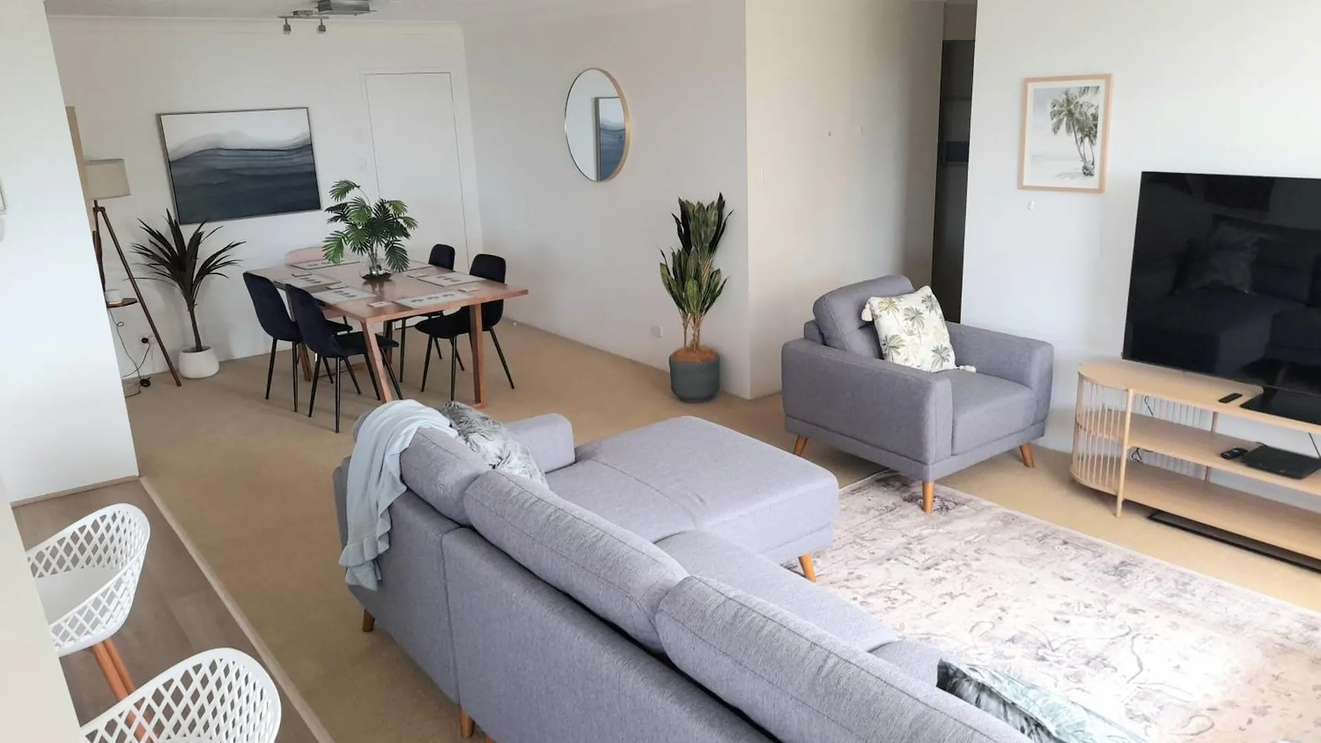 Burgess @ Kings Beach Apartments Caloundra Aparthotel