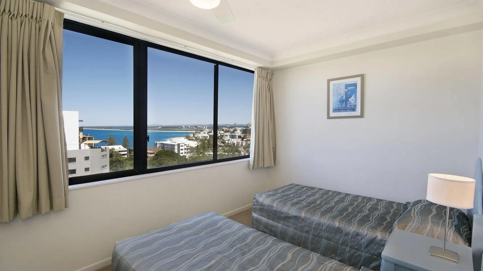 Aparthotel Burgess @ Kings Beach Apartments Caloundra