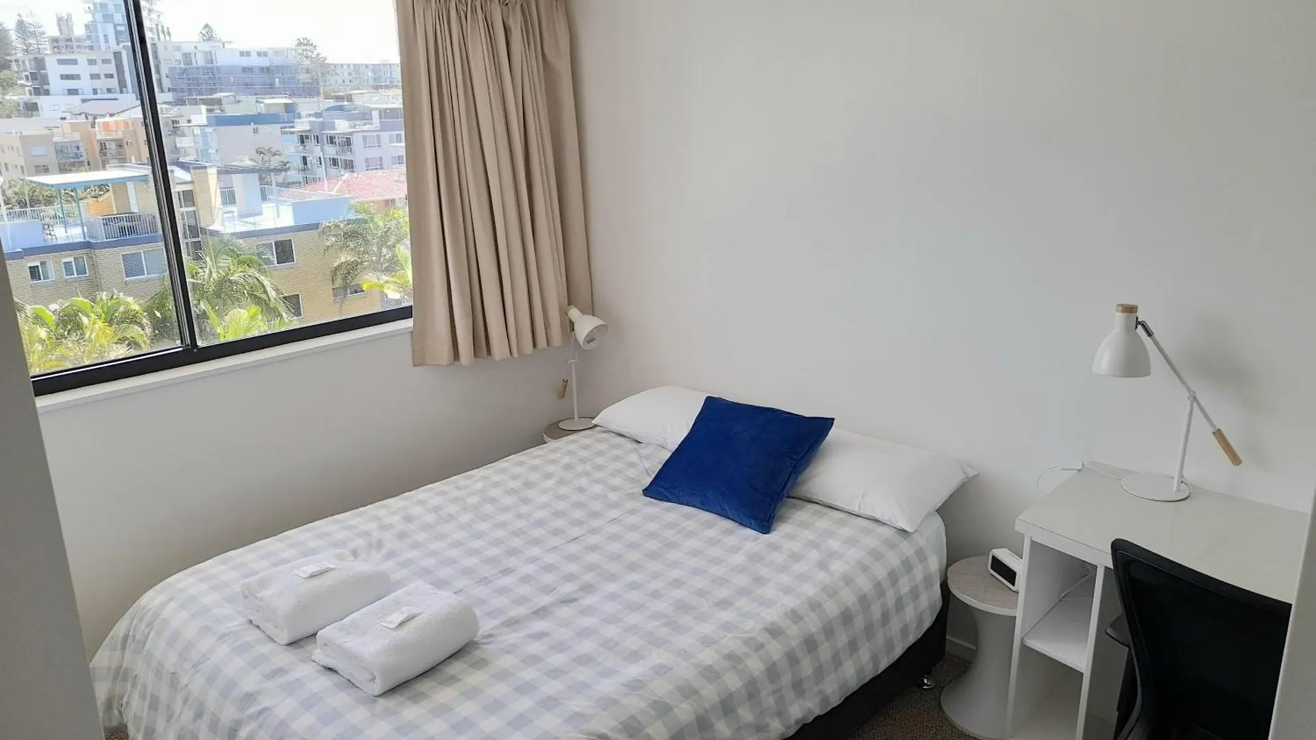 Hotel apartamentowy Burgess @ Kings Beach Apartments Caloundra