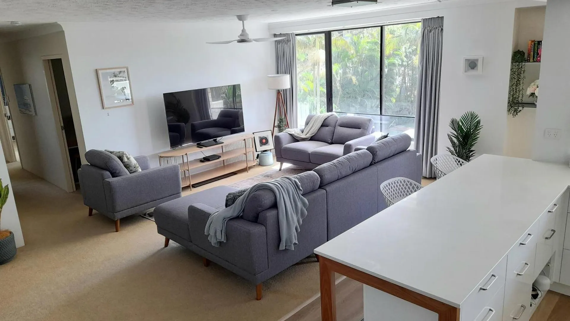 Hotel apartamentowy Burgess @ Kings Beach Apartments Caloundra