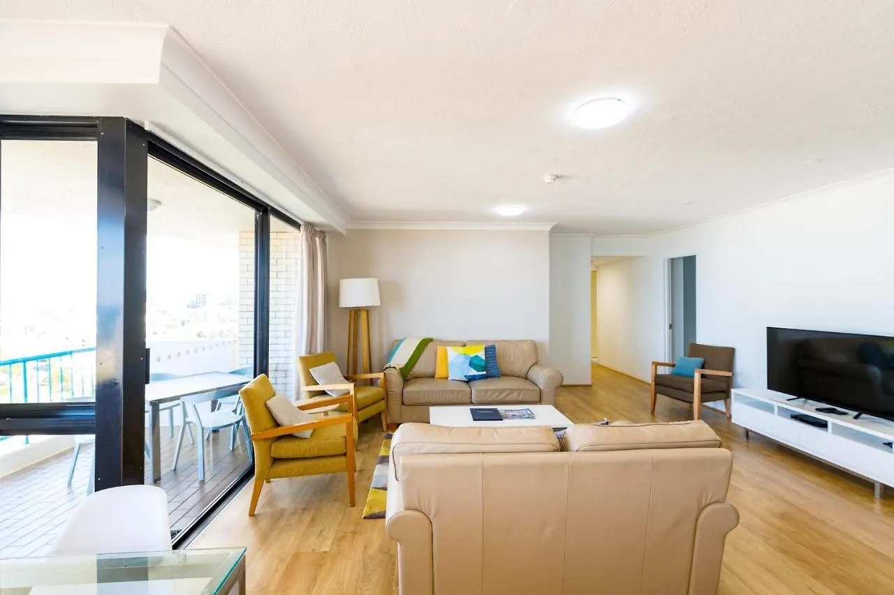Hotel apartamentowy Burgess @ Kings Beach Apartments Caloundra
